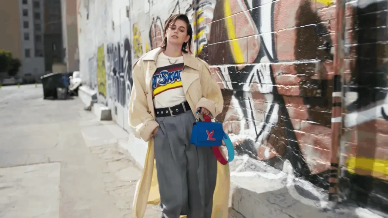 Louis Vuitton — Twist Kaia