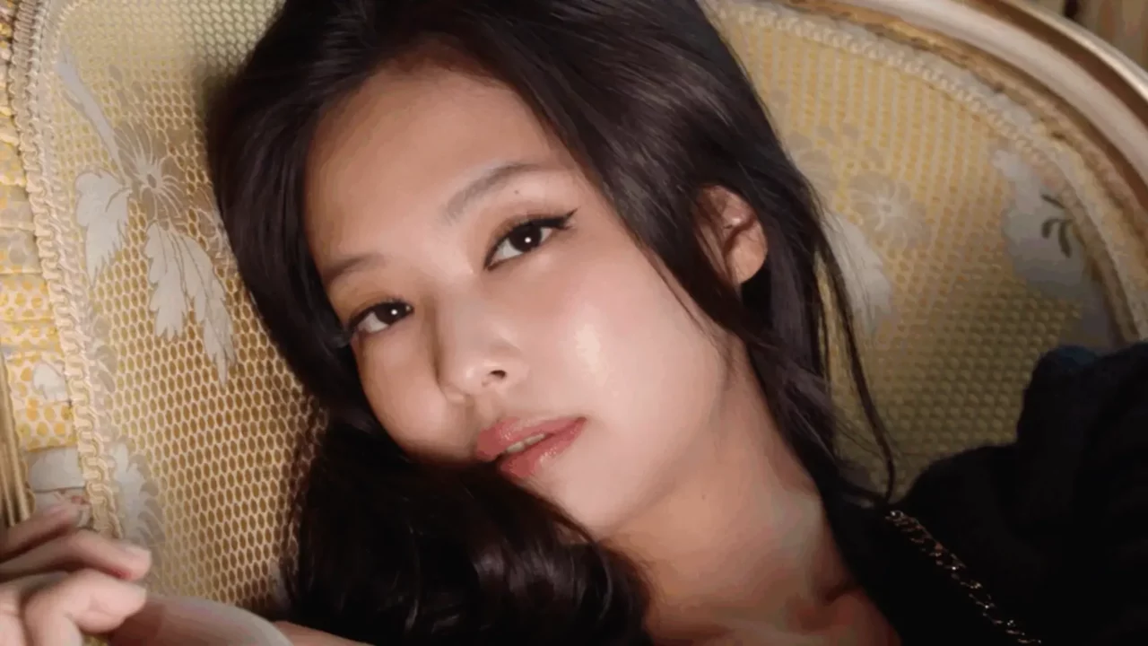 Chanel — Première x Jennie